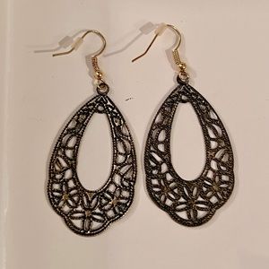 Vintage style gold tone brass dangle earrings